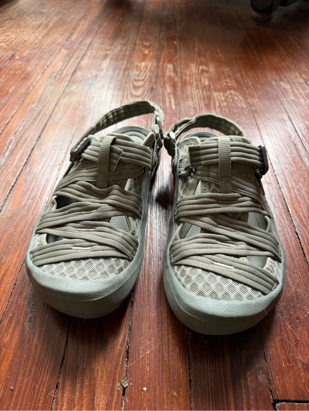 Oboz Women's Whakatā Trail hybrid hiking sandals